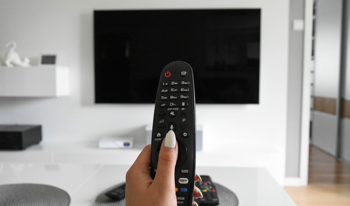 hisense-55u7hq_pic1